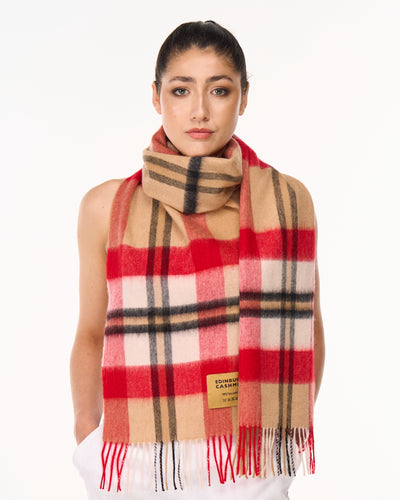 Scott Cashmere’s Scottish Women’s and Men’s Scarves: Heritage Woven In Every Thread