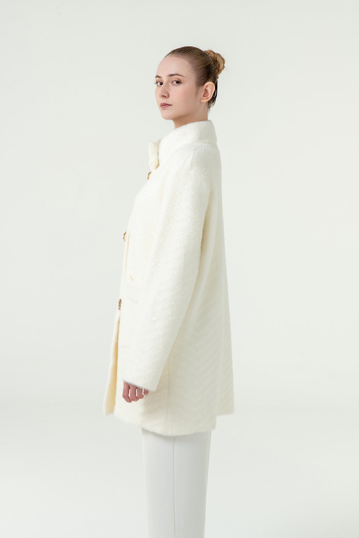 Women's Fur Coat Exclusive Design - White