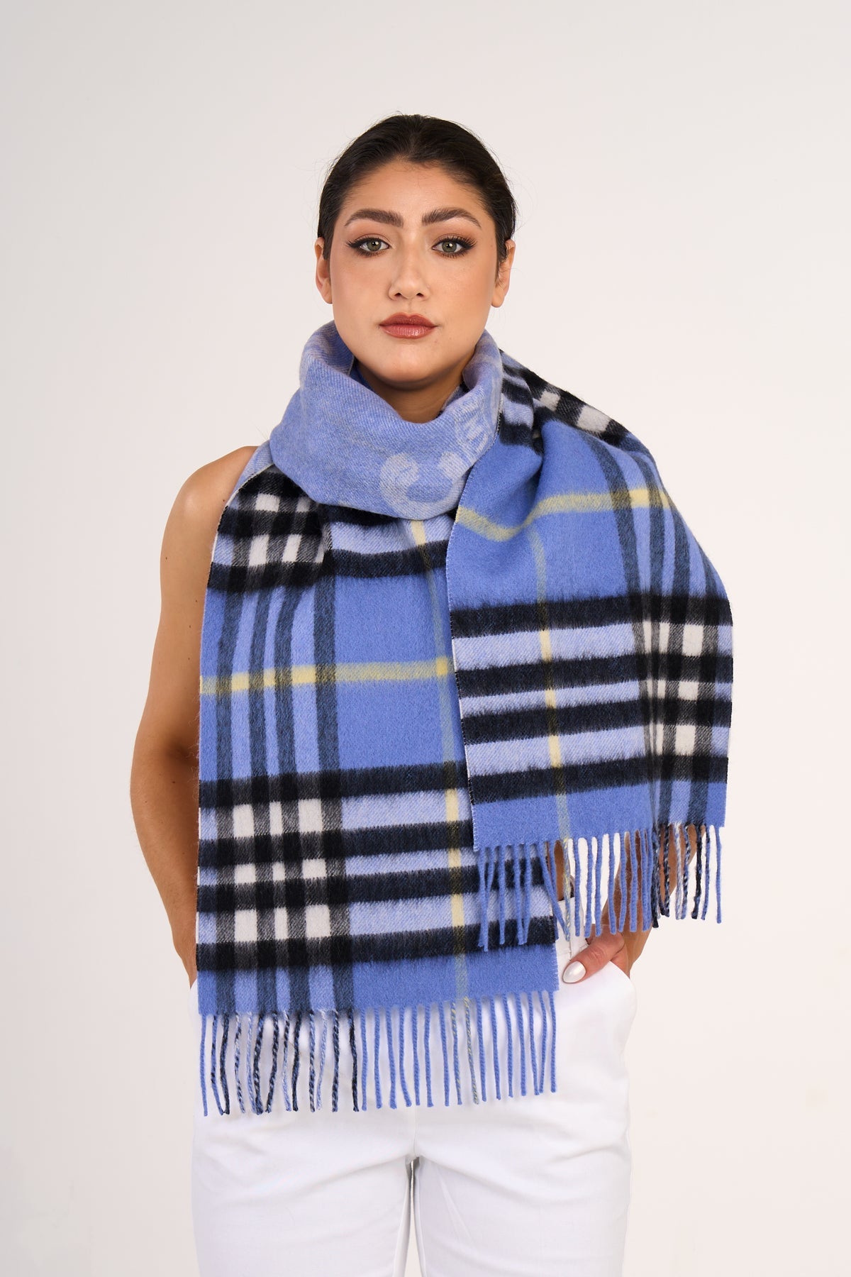 EC 100% Pure Lambswool Big Blue Scarf