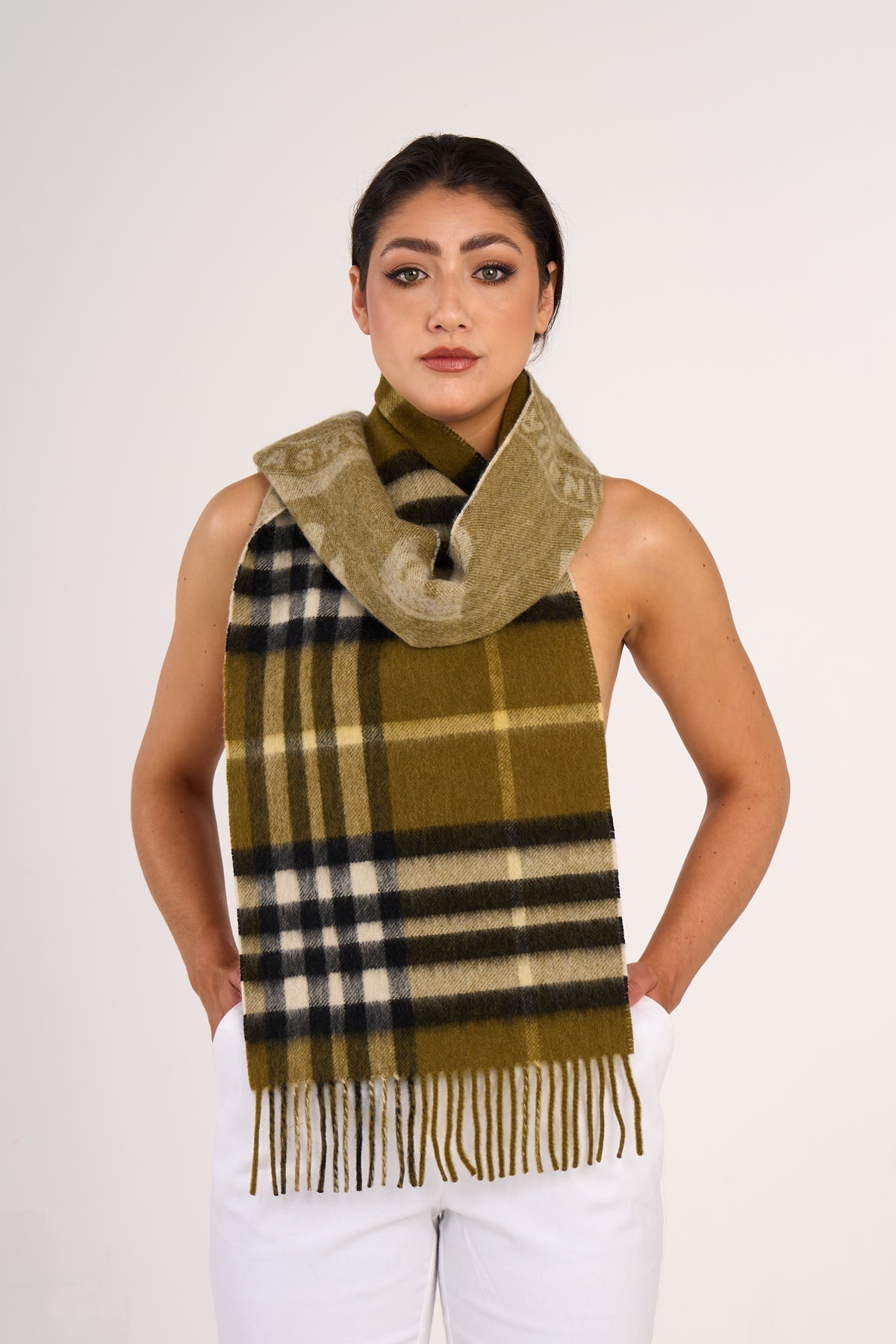 EC 100% Pure Lambswool Big Green Scarf