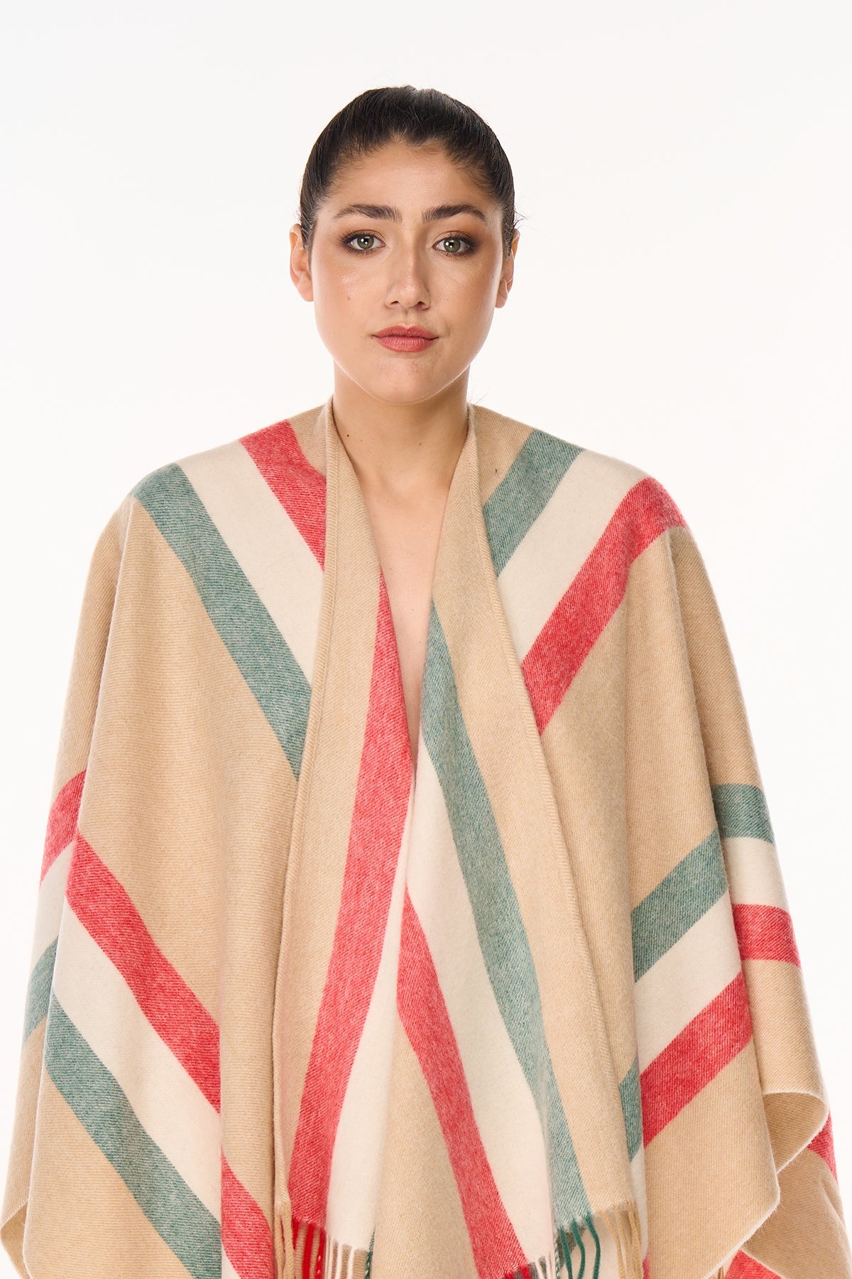 Cape Milano Cream Poncho 100% Pure Lambswool